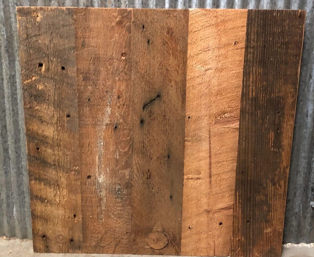 Reclaimed reclaimed wood planks.